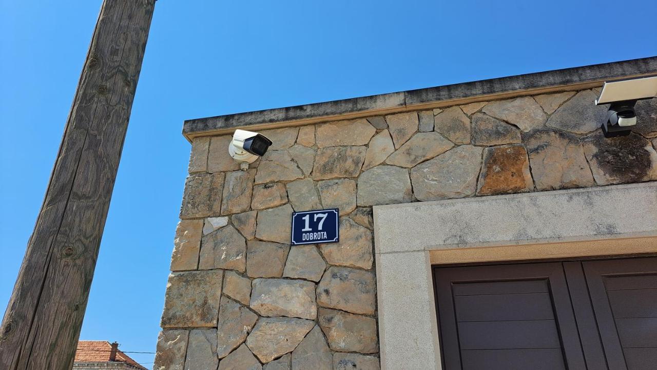 Dubrovnik Airport Apartment Tea Durovici ภายนอก รูปภาพ